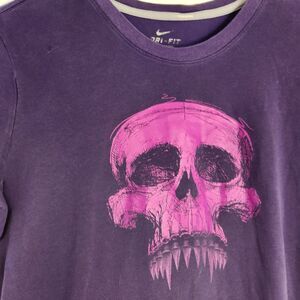 Nike Dri-Fit T Shirt Skull Purple Womens Small No Tag Short Sleeve